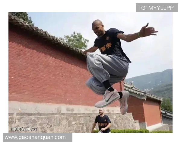 文班亚马剃度出家少林寺闭关修行探索内心与信仰的旅程